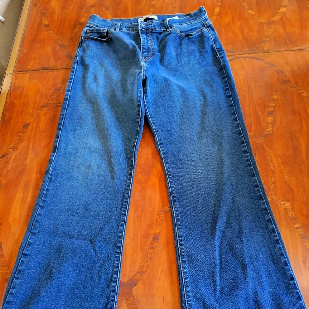 Levi's Perfectly Slimming 512s 12S